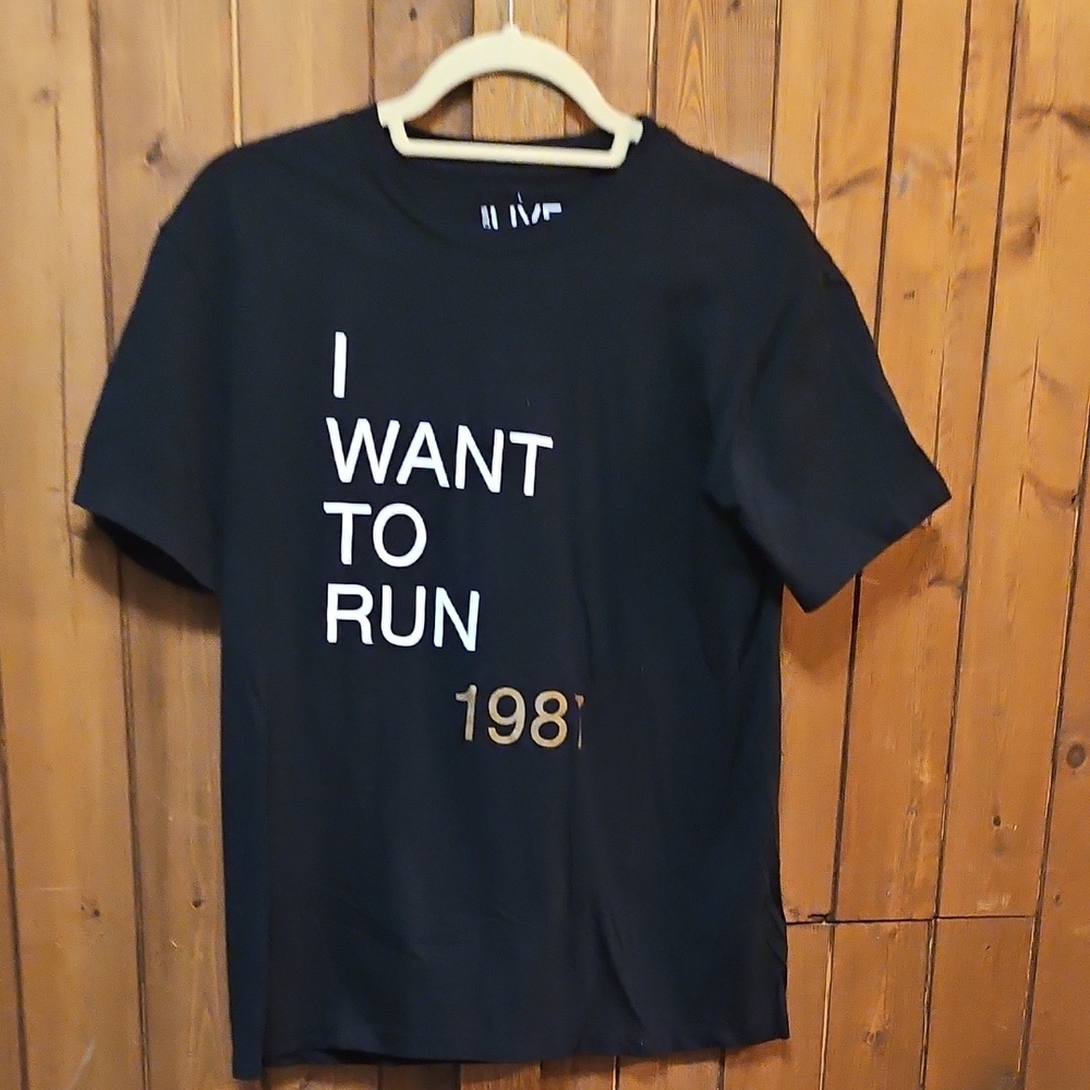 Various concert t shirt -SOLD SEPARATELY